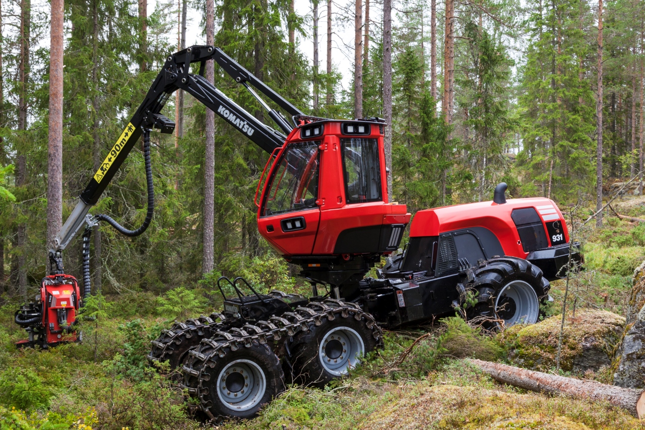 Komatsu 931 harvester